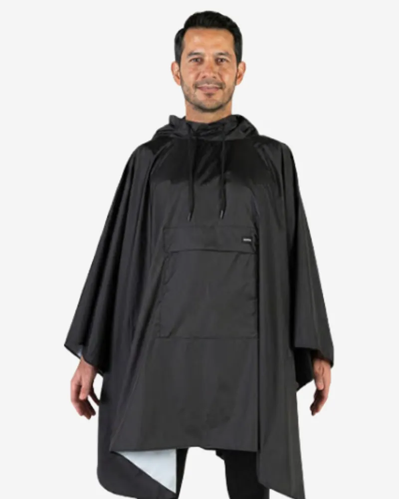 Capa impermeable negra, frente